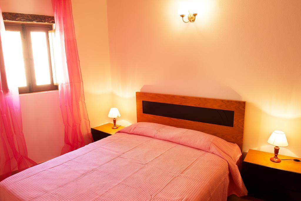 Recanto Da Ribeira Casas De Campo Monchique Szoba fotó